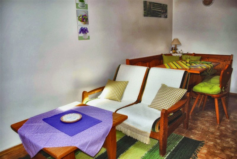 Sitzecke mit Tisch