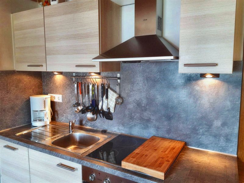 Ferienwohnung Breitenstein – Küchenzeile
